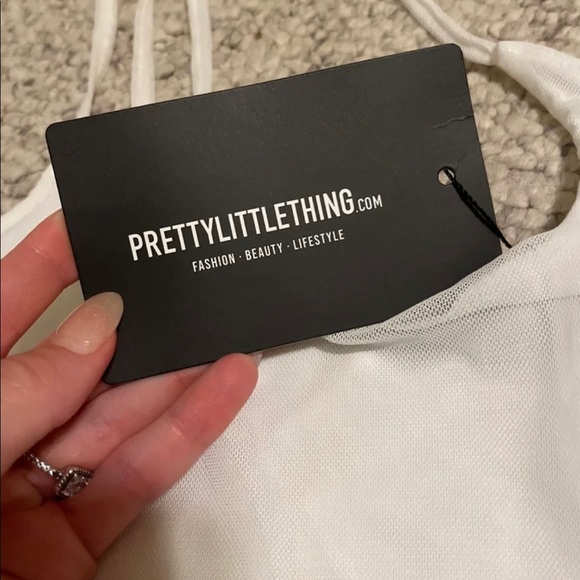 PrettyLittleThing Dress New with tags never worn!! - Picture 3 of 4